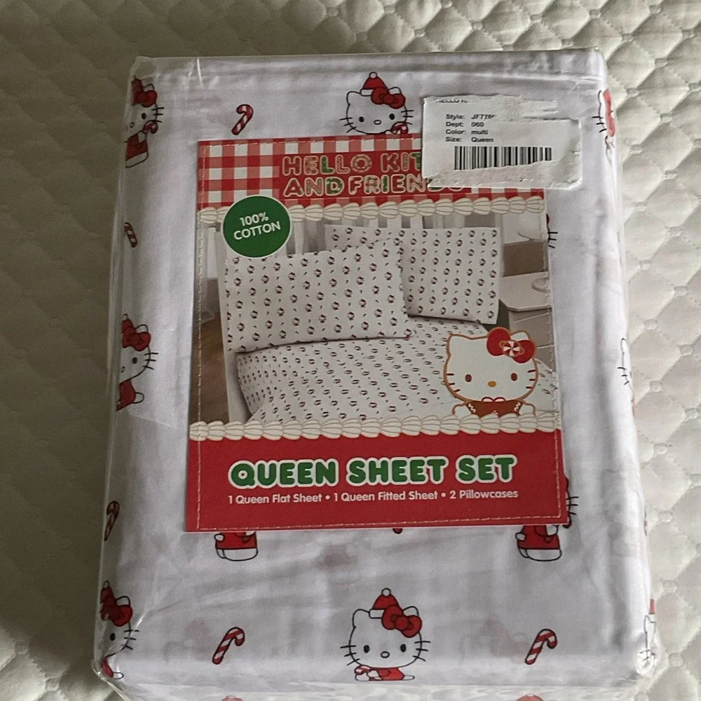 Hello Kitty Sheet Set - White and Red
